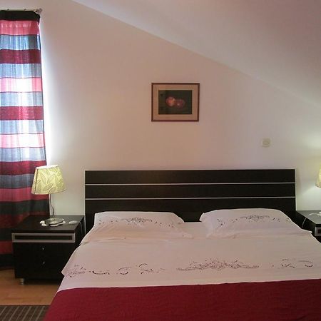 Apartment Danese بروماجنا الغرفة الصورة