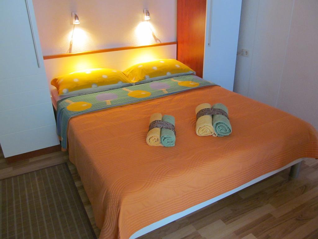 Apartment Danese بروماجنا الغرفة الصورة