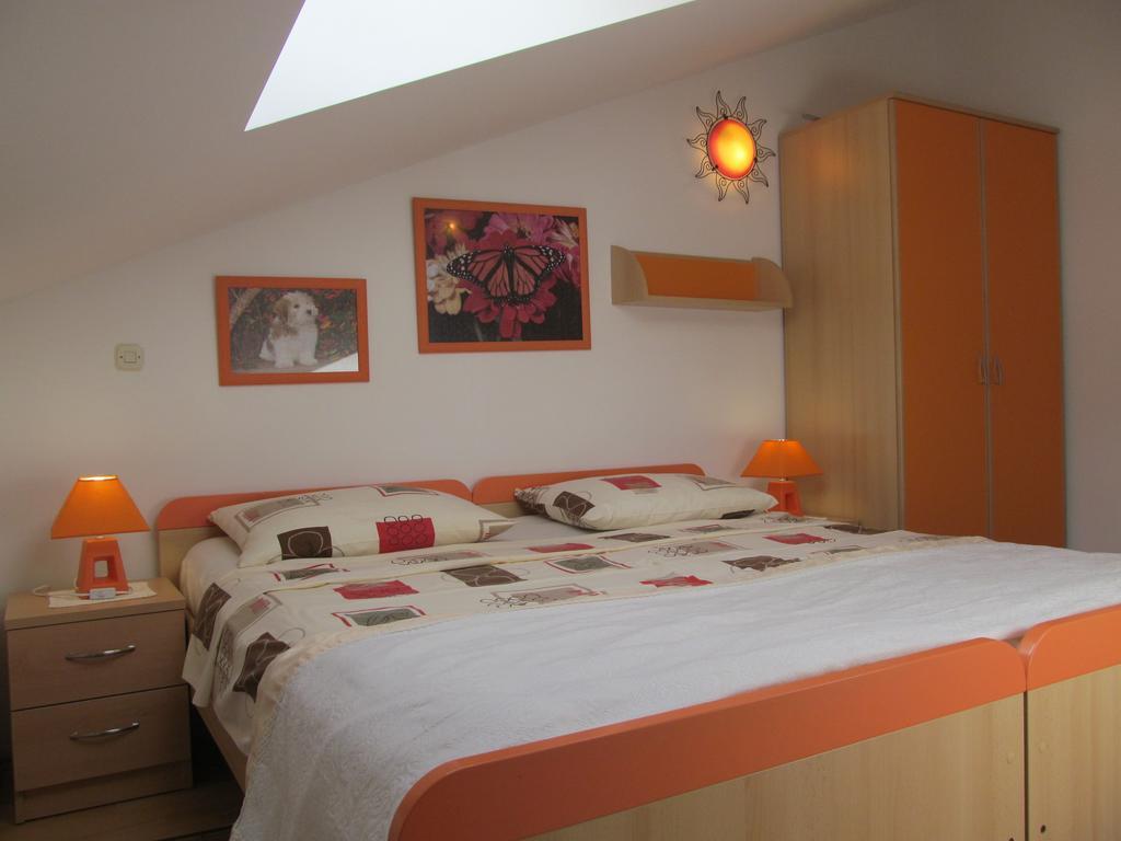 Apartment Danese بروماجنا الغرفة الصورة